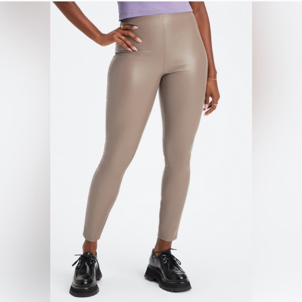 Fabletics Vegan Leather Willow Bark Tan Womens Leggings Size XL